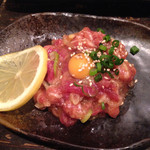 もつしげ - 桜ユッケ（2015/03）