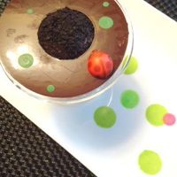 ラトリエ ドゥ ジョエル・ロブション - お皿の模様は手描き（！）