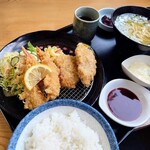 お食事処 モルパ - 「ヒレカツエビフライセット」①