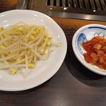 黒毛和牛 焼肉うし雅 - 