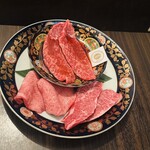 SATOブリアン - イチボ、タン元、ハラミ