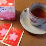 成城石井 - 「スイートさくらティー」紅茶