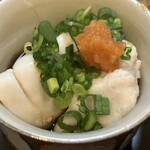 あさや - 八寸：鯉唐揚げ、うろこ煎餅、他季節の物五点盛り