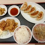 東京大餃子 華星 - 料理写真:餃子と唐揚げ 定食・1,089円