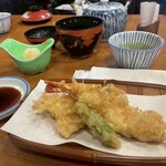 のれんと味 だるま料理店 - 