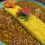 スパイシーカリーハウス半月 - 