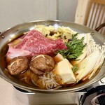 青山 - 黒毛和牛の牛すき鍋