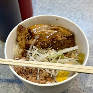 豚や_0