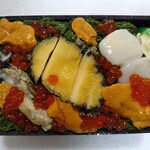 歌津小太郎 - 鮑まるごと三陸弁当（2970円）