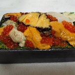 歌津小太郎 - 鮑まるごと三陸弁当（2970円）
