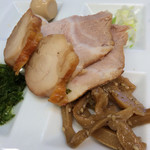 本枯中華そば 魚雷 - 特製本枯らーめん、うずら、岩のり、メンマ