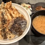 博多天ぷら たかお - 料理写真:「国産いわし天丼」1,600円税込み♫