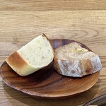 BREEZE BIRD CAFE＆BAKERY - 自家製パンはお代わり可♪