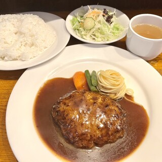 洋食屋ゆうき_0