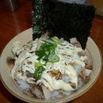 チャーマヨ丼