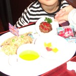 足柄ハイウェイレストラン　中華食堂「万里」 - 息子の心をつかんだ、お子様ランチです。