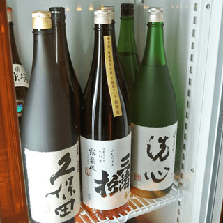 Chofu top class! Enjoy sake carefully selected by the owner.