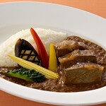 SOCO - 神戸ビーフ プレミアムカレー ランチ