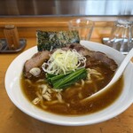 中華そば 喜富 - 料理写真:醤油そば　1000円　太麺