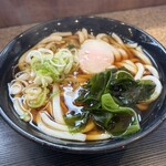 名代 富士そば - 料理写真:月見うどん　温玉