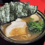 王道家味の継承店 カズ家 - 料理写真:のりたまラーメン