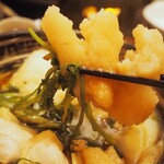 秋田比内地鶏生産責任者の店　本家あべや - きりたんぽ鍋（きりたんぽ）