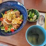 Ryu's Kitchen+ - タルタルから揚げ丼1200円