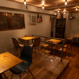 vegewest Cafe & WineBar_1