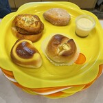 ルージュ - 料理写真:パンいろいろ