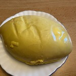 パン工場 - 料理写真:瀬戸内レモンパン237円。 瀬戸内レモンクリームを包んだパンです。