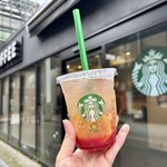 スターバックスコーヒー - ドリンク写真:チラックス ソーダ ストロベリー