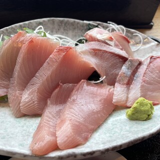 勝浦港 市場食堂 勝喰_1
