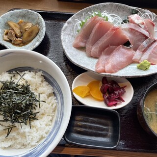 勝浦港 市場食堂 勝喰_0