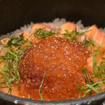 毛利ノ一品 - サーモンとイクラの親子土鍋ご飯