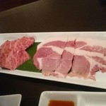 大井町銭場精肉店 - 豚ロース、牛ミスジ