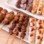 ハッケン酒場 - 料理写真:焼き鳥盛り合わせ
