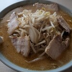 中華そばマルヒロ - 料理写真:みそチャーシューめん