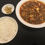 スーツァン・レストラン陳 - 