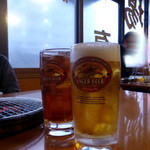 山海園 - ビールはキリン　注ぎ方すごい上手い！