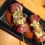 いーとす - トマトベーコン串、トマト甘く♬