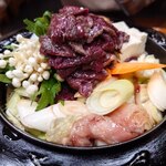 柿島屋 - 上鍋 2人前 3,800円、店員さんが肉をタワー状に積み上げてくれます！