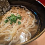 豆皿おばんざい七福 - 〆のちいさな貝出汁ラーメンは染みる味わいです