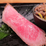 時の宿 すみれ - 大とろポワレのにぎり