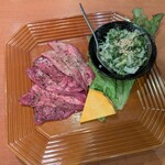 トトリ - スライス牛タン、薬味ネギ