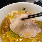伊駄天 - 限定極みワンタン麺塩