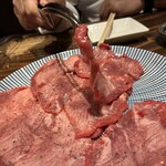 ホルモン湯田のじゃん横 - 