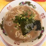 とんこつラーメン よかろうもん - 