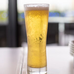 シンガポール・シーフード・リパブリック東京 - 2026.5 生ビール ペローニ ナストロアズーロ（880円）