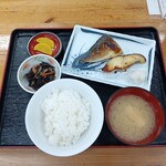 小川港魚河岸食堂 - 銀だら西京漬け・サバ塩焼き定食