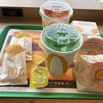 マクドナルド - ドリンク写真:仲良くソーセージエッグマフィン バリューセット